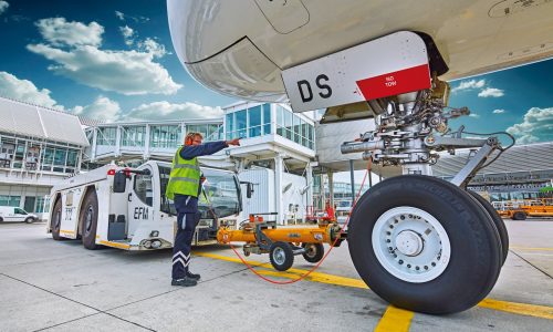 trepel-airport-equipment-aircraft-tractor-06